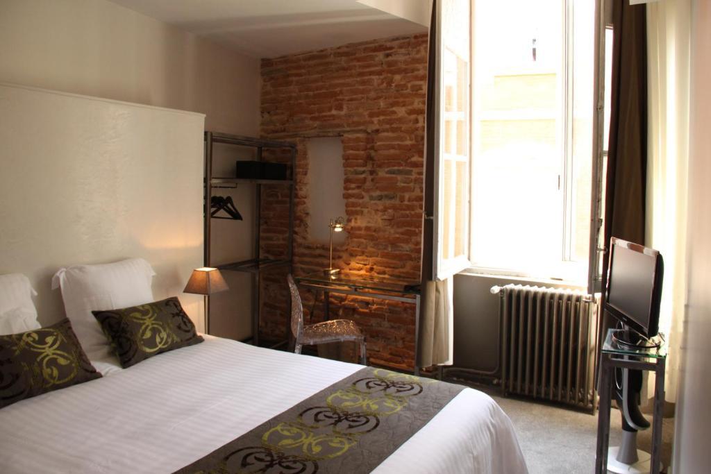 Hotel Des Arts Toulouse Oda fotoğraf